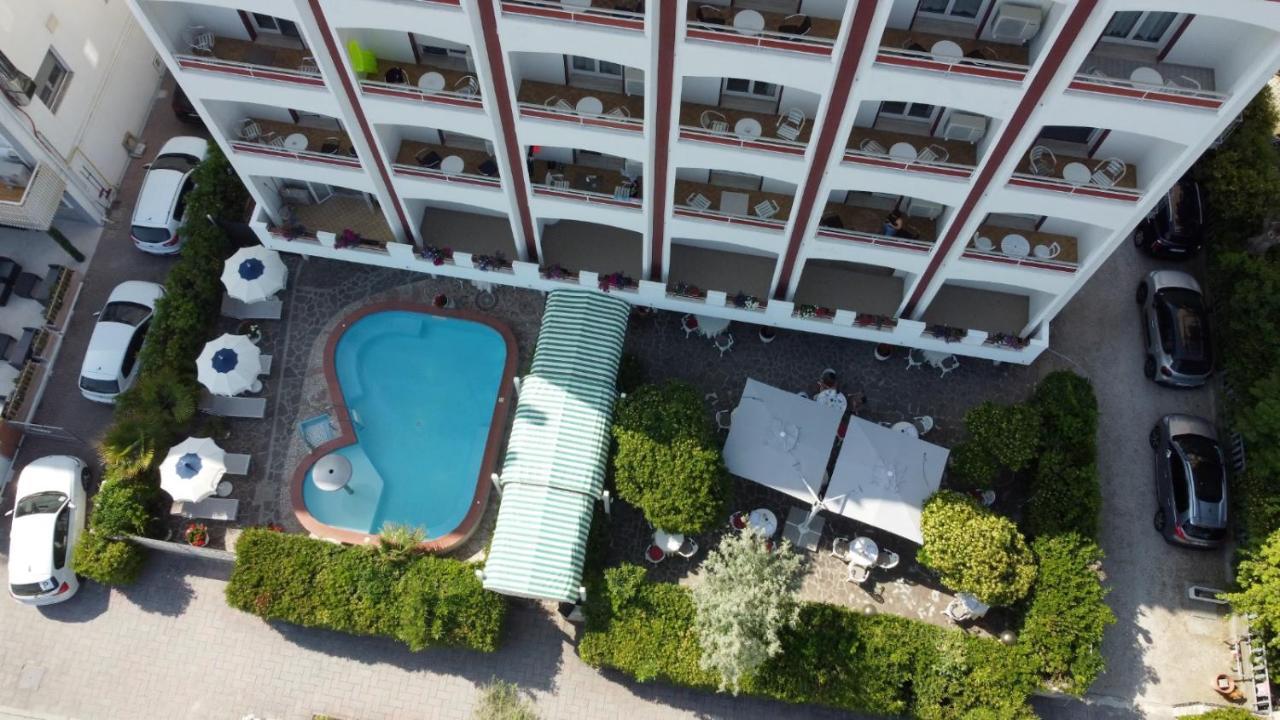 Golf & Beach Hotel ميلانو ماريتيما المظهر الخارجي الصورة